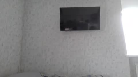 Den online show from April 24, 5:32 am