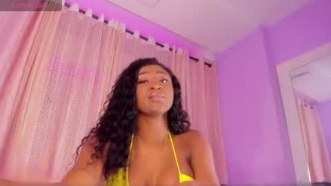 Snapshot of t4mmy_ chatting on June 23, 5:49 am t4mmy_ online show from June 23, 5:49 am