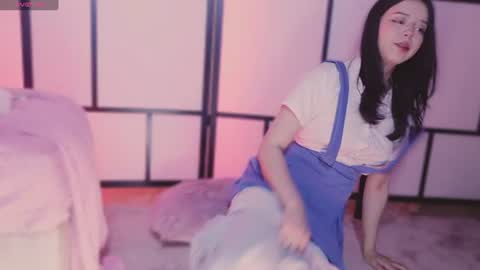 Snapshot of ta_miau chatting on July 3, 11:44 pm Nice to meet you I am Mia3 online show from July 3, 11:44 pm