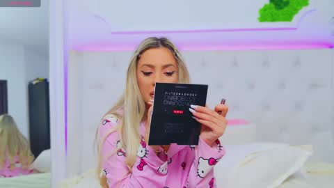 Snapshot of taahiraarabian chatting on January 27, 4:11 pm Arianna online show from January 27, 4:11 pm