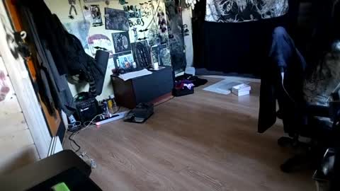 Lina online show from April 17, 3:04 pm