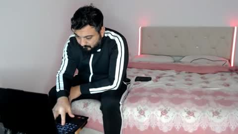 Snapshot of taboo_nolimit_sex chatting on February 15, 3:42 pm taboo_nolimit_sex online show from February 15, 3:42 pm