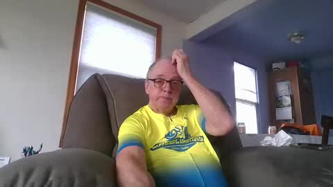 tacrunner66_ online show from February 26, 9:37 pm