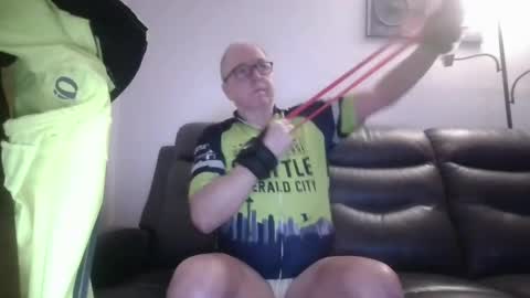 tacrunner66_ online show from February 19, 2:46 pm