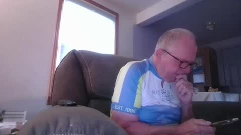 Snapshot of tacrunner66_ chatting on June 8, 2:06 pm tacrunner66_ online show from June 8, 2:06 pm