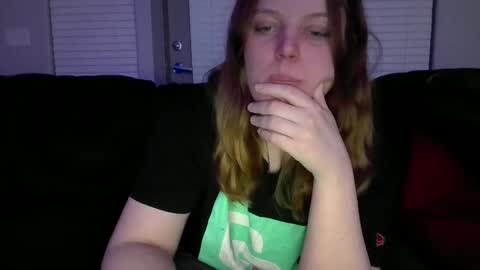 Snapshot of tacyluxe chatting on May 31, 5:37 am tacyluxe online show from May 31, 5:37 am