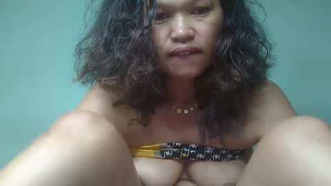 Snapshot of tahiniah chatting on February 17, 9:52 pm tahiniah online show from February 17, 9:52 pm