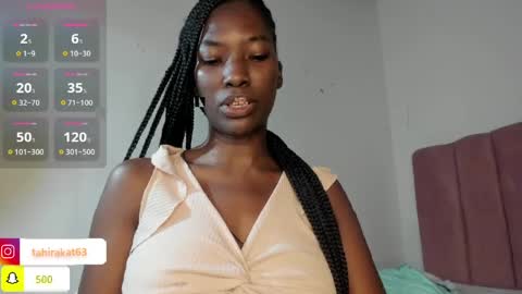 Snapshot of tahira_21 chatting on May 12, 8:06 pm Tahira online show from May 12, 8:06 pm