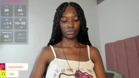 Snapshot of tahira_21 chatting on May 20, 9:10 pm Tahira online show from May 20, 9:10 pm
