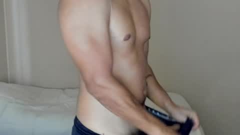 Snapshot of tairoanddagnye chatting on March 28, 1:33 pm Tairo online show from March 28, 1:33 pm