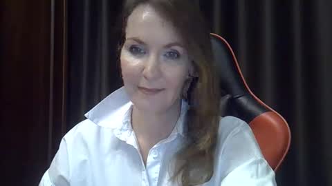 taisialucky77 online show from October 10, 7:24 pm