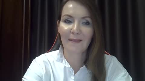 taisialucky77 online show from October 11, 7:45 pm