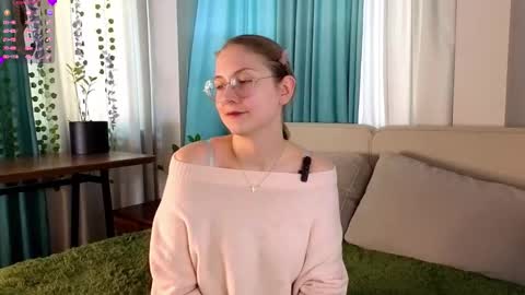 Molly online show from February 23, 2:09 am