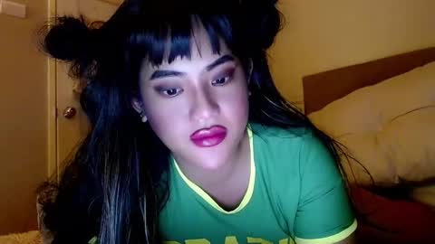 Snapshot of takemeinheaven1 chatting on December 11, 3:05 pm Lena online show from December 11, 3:05 pm