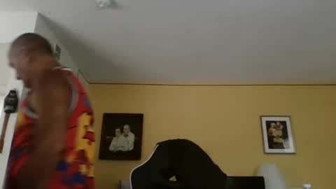 takerlover436295 online show from May 17, 2:57 pm