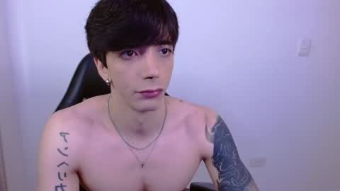 takeru___ online show from November 25, 8:53 pm