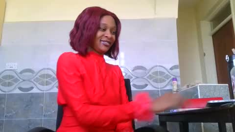 Snapshot of talia2547 chatting on January 6, 9:52 am heyim talia online show from January 6, 9:52 am