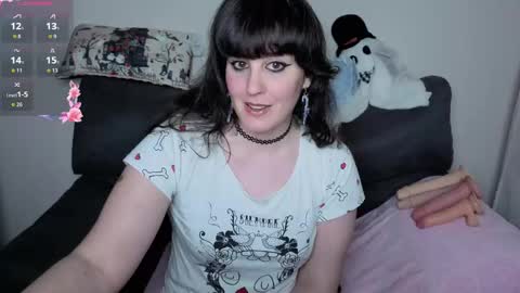 Snapshot of talia_bloodina chatting on April 23, 1:18 am Talia Bloodina online show from April 23, 1:18 am