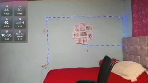 Snapshot of talia_mystic chatting on March 4, 10:54 am Talia mia online show from March 4, 10:54 am