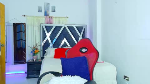 taliana  modelo independiente online show from March 30, 2:12 am