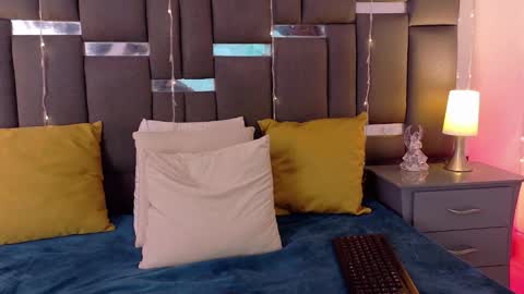 tali  online show from February 22, 2:45 am