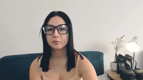 Snapshot of taliasensitive chatting on February 19, 9:38 am taliasensitive online show from February 19, 9:38 am