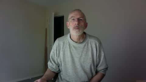 Snapshot of taliesin4321 chatting on April 26, 4:21 am Jack Pierrot online show from April 26, 4:21 am