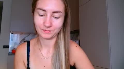  Kira  online show from October 30, 7:43 am