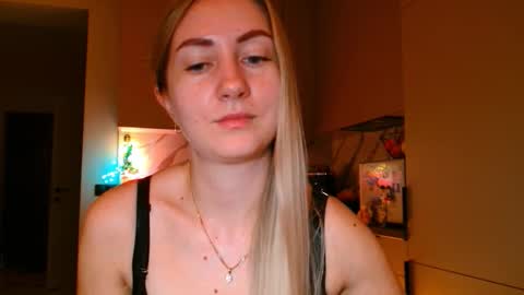  Kira  online show from February 10, 7:01 am