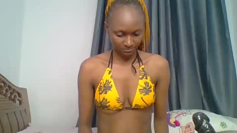 Snapshot of talisha_smiley chatting on July 3, 6:42 am talisha smiles online show from July 3, 6:42 am