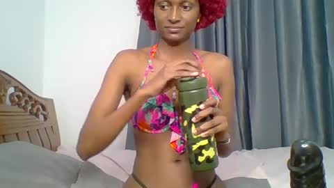 Snapshot of talisha_smiley chatting on July 30, 12:59 pm talisha smiles online show from July 30, 12:59 pm