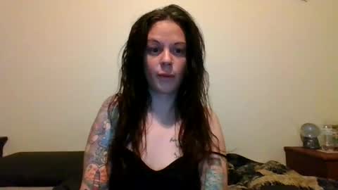 Snapshot of talktomenicely_ chatting on May 2, 6:51 am Lily Rhoades online show from May 2, 6:51 am