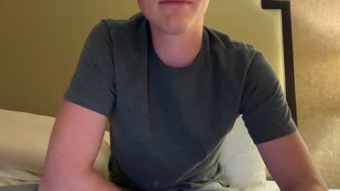 Snapshot of tallfromfl chatting on November 4, 3:16 am TallFromFL online show from November 4, 3:16 am