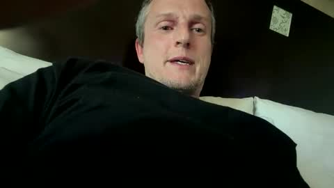 Snapshot of tallglassowater9cut459014 chatting on April 21, 11:38 am first stream was very fun grateful for every follow and super active chat online show from April 21, 11:38 am