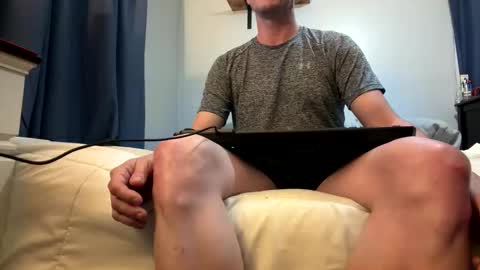 Snapshot of tallglassowater9cut459014 chatting on May 23, 12:20 pm first stream was very fun grateful for every follow and super active chat online show from May 23, 12:20 pm