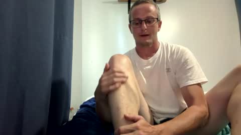Snapshot of tallglassowater9cut459014 chatting on July 1, 2:18 pm first stream was very fun grateful for every follow and super active chat online show from July 1, 2:18 pm