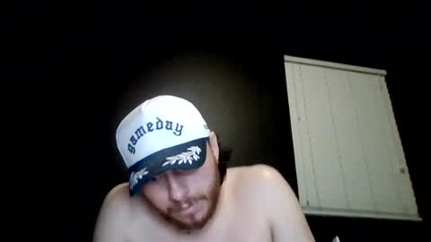 tallhungcloudyy online show from July 18, 7:23 am