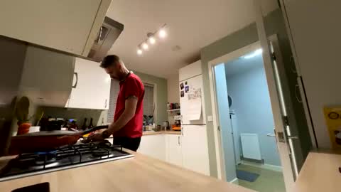 Tall Paul online show from March 24, 6:46 pm