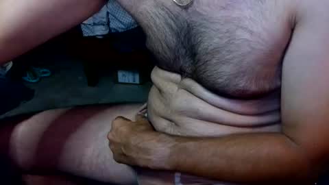 Snapshot of talltannhandsome chatting on July 29, 11:41 am talltannhandsome online show from July 29, 11:41 am