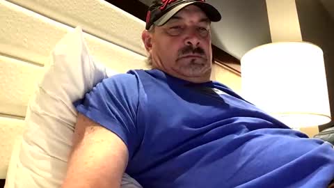 Snapshot of talltexxxan chatting on November 17, 12:27 am talltexxxan online show from November 17, 12:27 am