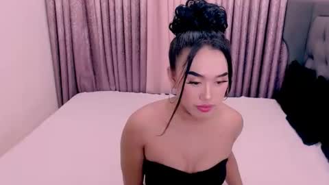 Snapshot of tally_pleasure chatting on April 25, 9:01 am tally_pleasure online show from April 25, 9:01 am
