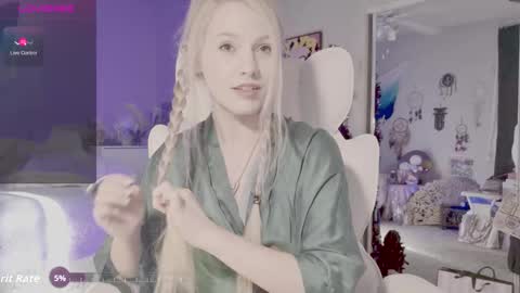 Snapshot of talulaa chatting on October 19, 12:11 am Talula - OF talulaa online show from October 19, 12:11 am