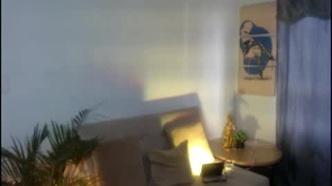 Snapshot of tamara_daniels chatting on May 17, 10:17 pm Tamara online show from May 17, 10:17 pm
