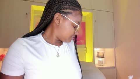 Tami online show from March 16, 7:40 pm