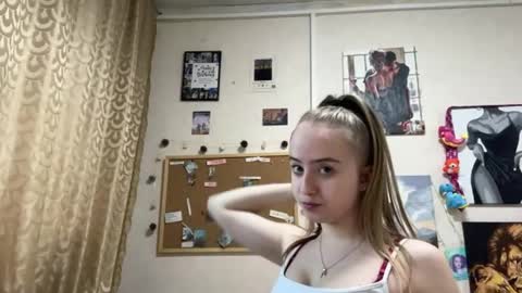 Karina online show from April 23, 4:09 pm