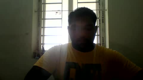 Snapshot of tamilpaiyan09 chatting on December 20, 5:57 am tamilpaiyan09 online show from December 20, 5:57 am