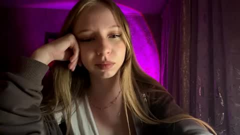 Jenny online show from May 6, 5:29 pm