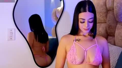 Snapshot of tammy_greyyx chatting on July 17, 8:14 pm tammy_greyyx online show from July 17, 8:14 pm
