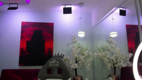 Snapshot of tammy_petit chatting on July 9, 3:21 am Tammy online show from July 9, 3:21 am