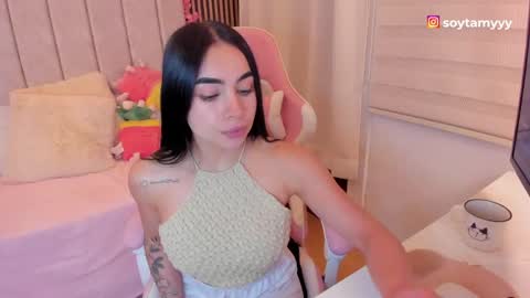Snapshot of tammy_w chatting on April 30, 8:57 pm Tammy online show from April 30, 8:57 pm